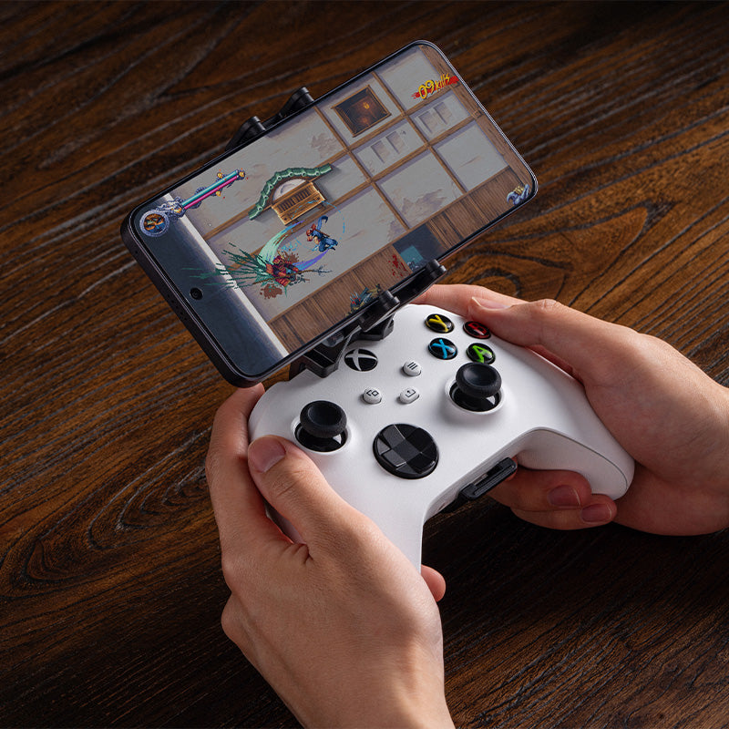 8BitDo Mobile Gaming Clip for Xbox Controllers